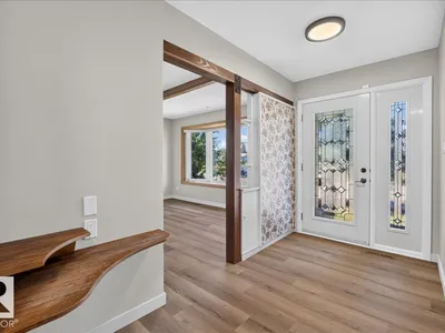 8515 56 ST NW photo 6