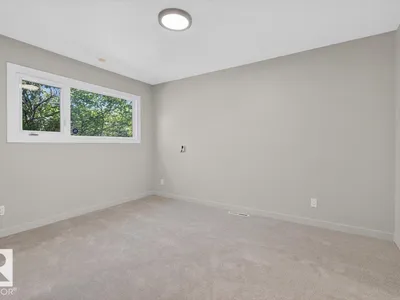 8515 56 ST NW photo 24