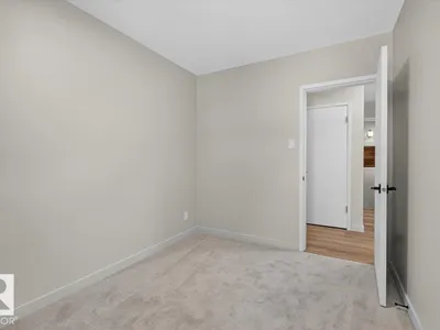 8515 56 ST NW photo 22
