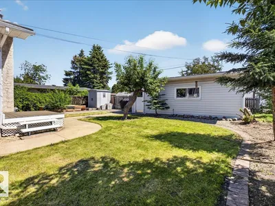 8515 56 ST NW photo 62
