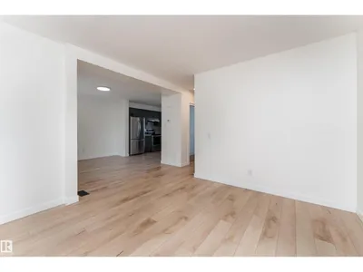 #10 1415 62 ST NW photo 12