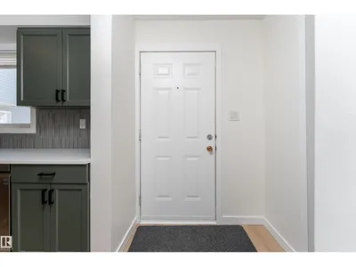 #10 1415 62 ST NW photo 14