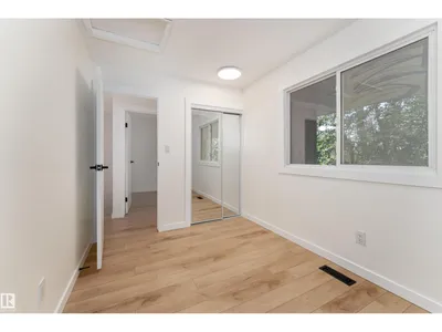 #10 1415 62 ST NW photo 22