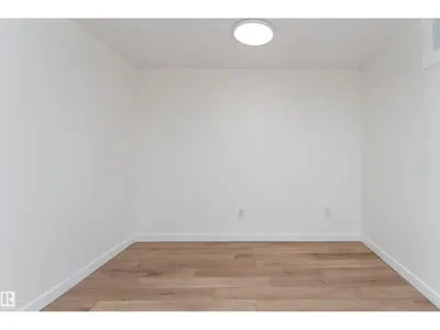 #10 1415 62 ST NW photo 29