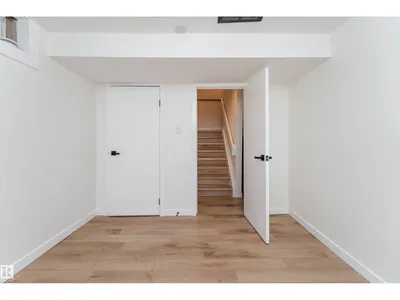 #10 1415 62 ST NW photo 30