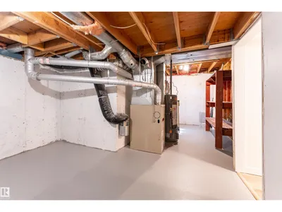 #10 1415 62 ST NW photo 35