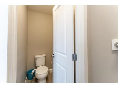 17523 56 ST NW photo 28
