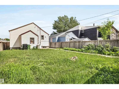 11722 81 ST NW photo 30