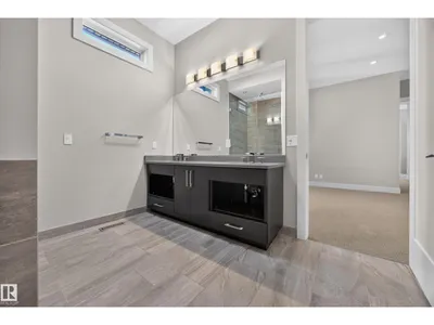 14606 95 AV NW photo 40