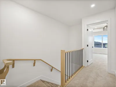 82 Clydesdale Lane photo 13