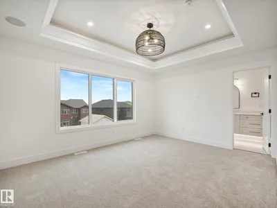 82 Clydesdale Lane photo 15