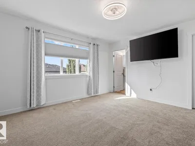 91 HILTON CV photo 17