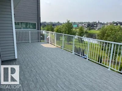 3810 46 AV photo 37