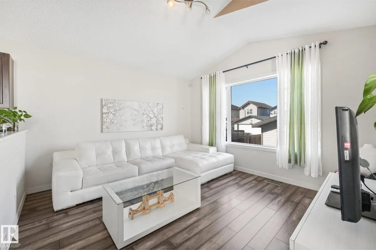 11644 167A AV NW exterior
