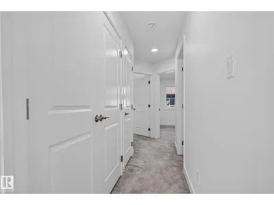 #35 2710 66 ST SW photo 28