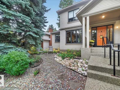 30 ST GEORGE'S CR NW photo 4