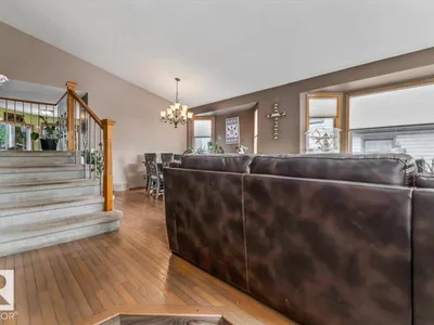 16 HARROLD PL photo 5
