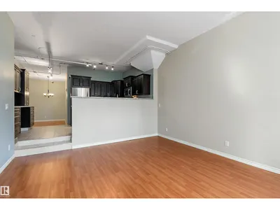 #506 10179 105 ST NW photo 20