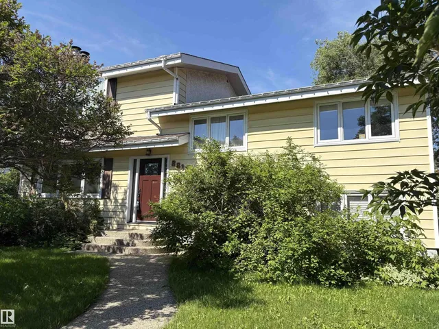 8812 146 ST NW, Edmonton