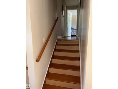 8812 146 ST NW photo 33