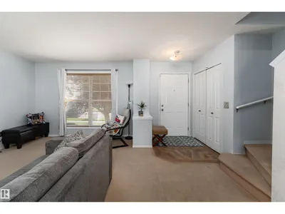 5632 203 ST NW photo 5