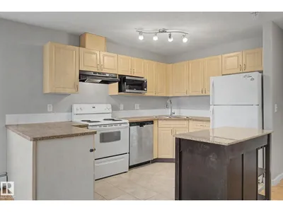#105 240 SPRUCE RIDGE RD photo 10
