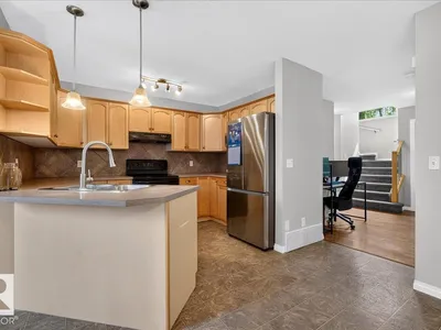 887 OAKLAND BV photo 14