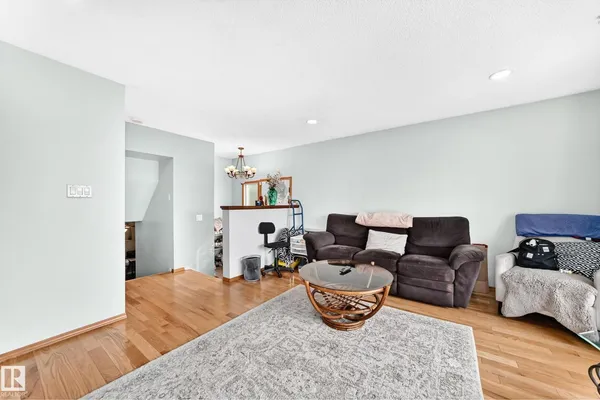 7312 DELWOOD RD NW photo 3