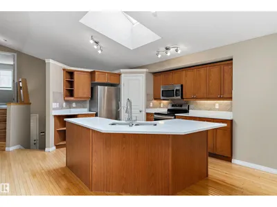 8218 Shaske Place NW NW photo 9
