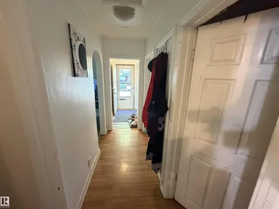 12245 81 ST NW photo 4