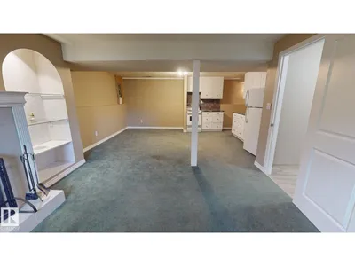 9813 152 ST NW photo 19