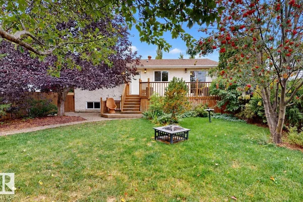 9813 152 ST NW photo 2