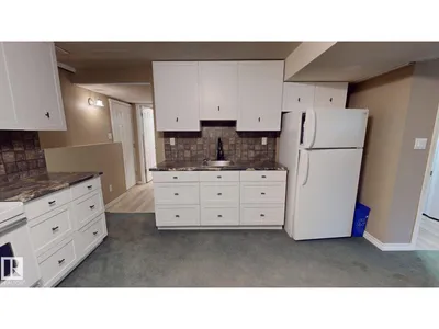 9813 152 ST NW photo 21