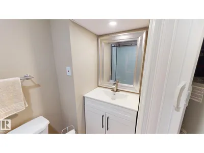 9813 152 ST NW photo 26