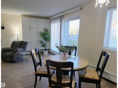 #109 18204 93 AV NW photo 13