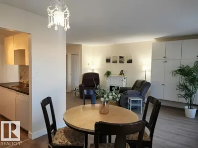 #109 18204 93 AV NW photo 9