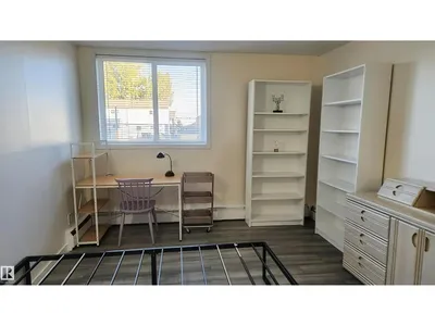#109 18204 93 AV NW photo 25