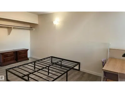 #109 18204 93 AV NW photo 27