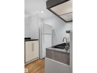 4813 115 AV NW NW photo 33