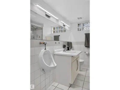 4813 115 AV NW NW photo 36