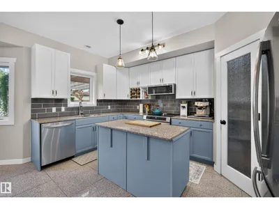 14422 104 AV NW photo 10