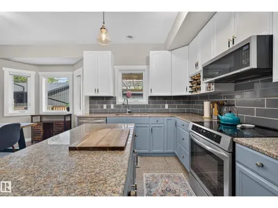 14422 104 AV NW photo 12