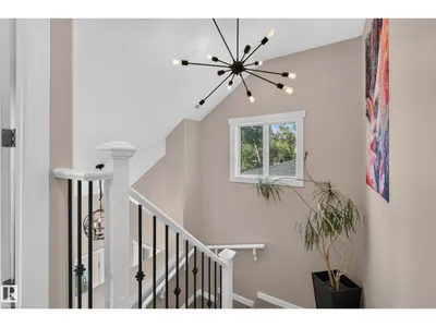 14422 104 AV NW photo 21