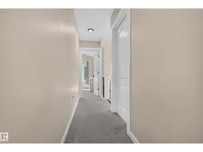 14422 104 AV NW photo 23