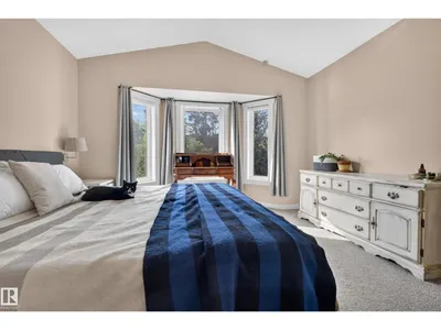 14422 104 AV NW photo 26