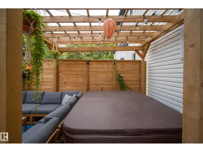 14422 104 AV NW photo 47