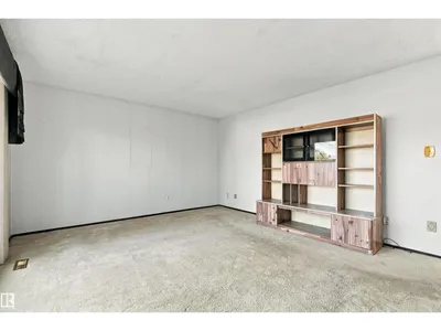 3143 78 ST NW photo 15