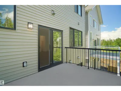#20 19904 31 AV NW photo 34