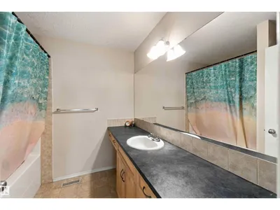 #119 150 EDWARDS DR SW photo 37