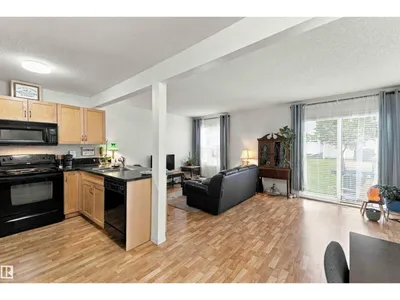 #119 150 EDWARDS DR SW photo 12